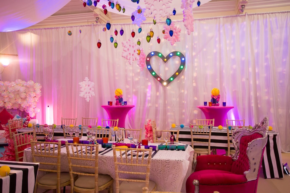 Table set up for weddiing